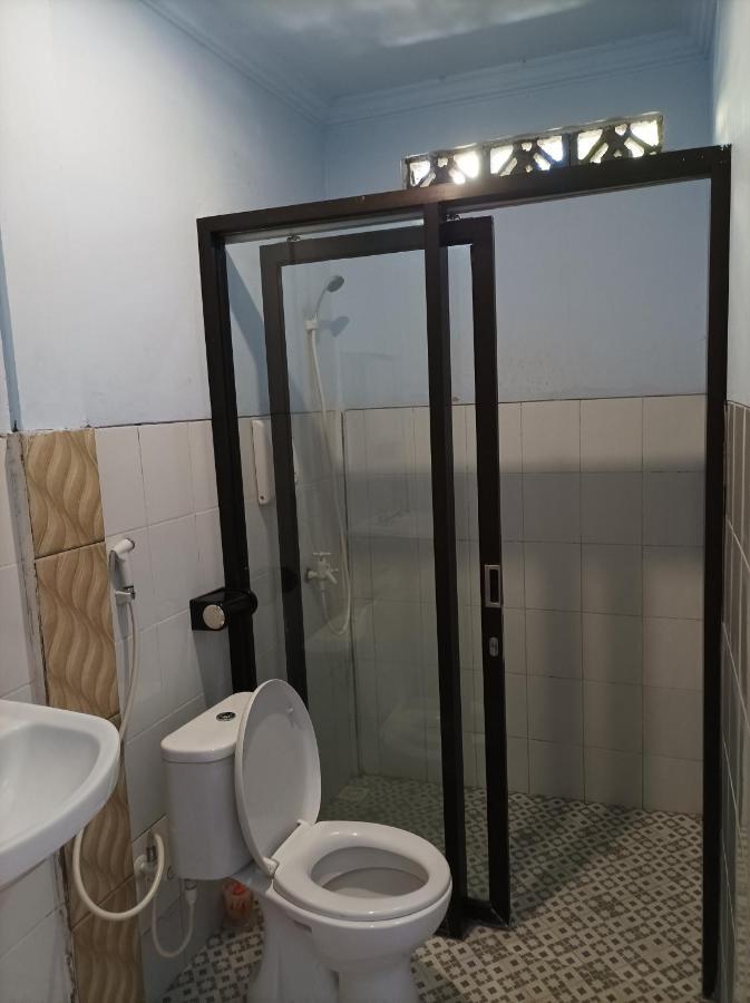 Merendeng Hostel Kuta Kuta  Kültér fotó