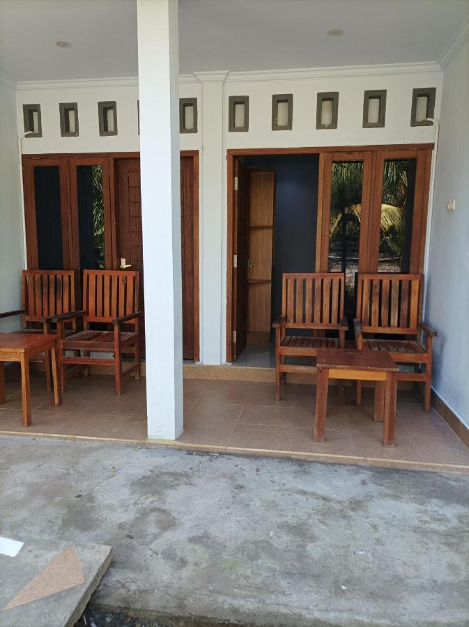 Merendeng Hostel Kuta Kuta  Kültér fotó